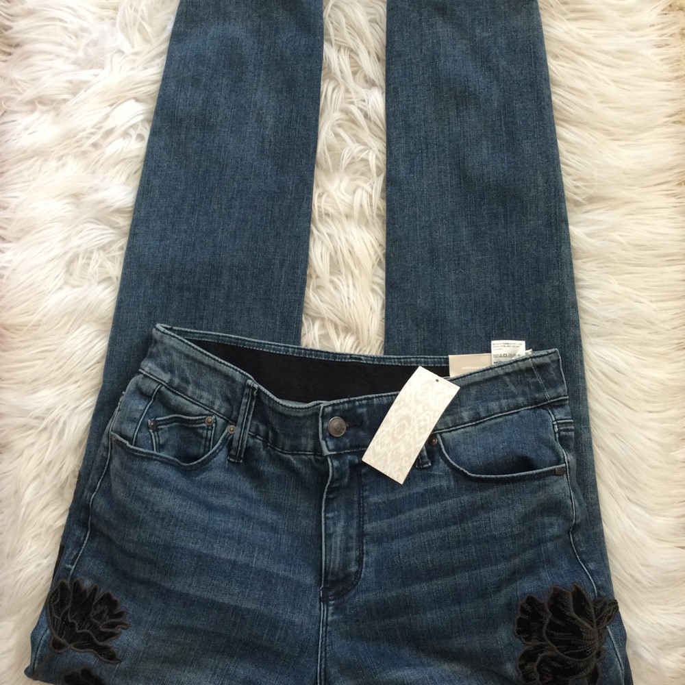 NWT Chico’s Velvet Appliqué Jegging Jeans - Picture 12 of 13